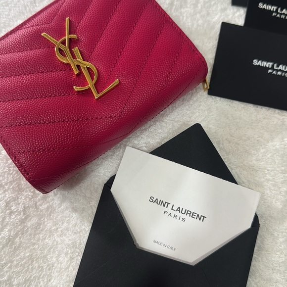 Yves Saint Laurent Pink Leather Wallet - Picture 7 of 7